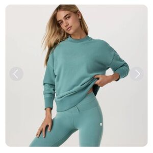 VUORI WOMEN'S SEDONA WEEKENDER CREW